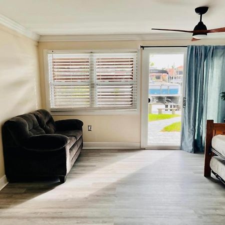 Cheerful Home With One Bedroom Cape Coral Esterno foto